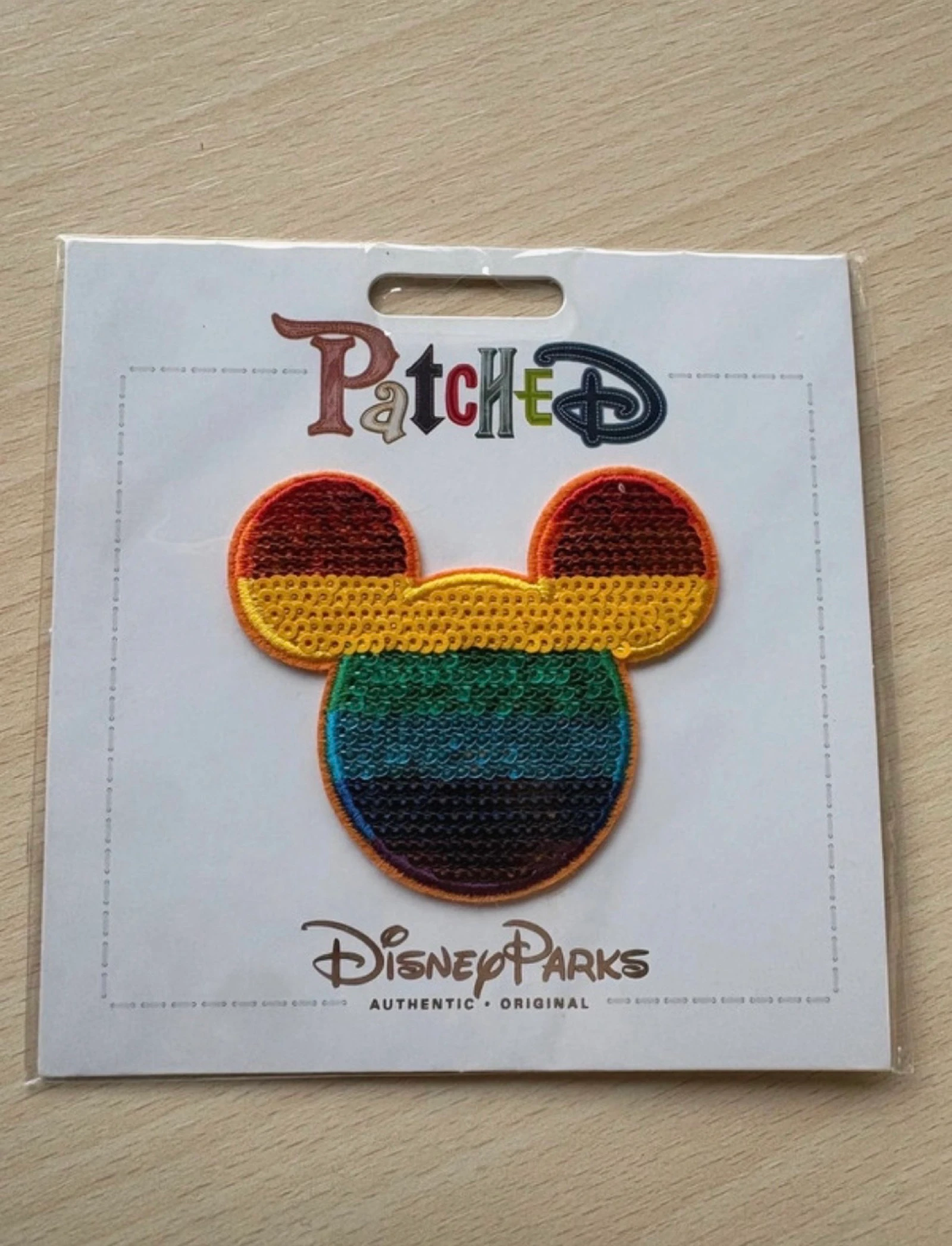 Parche Termoadhesivo (Patched) - Disney Parks Mickey Mouse Pride Edition